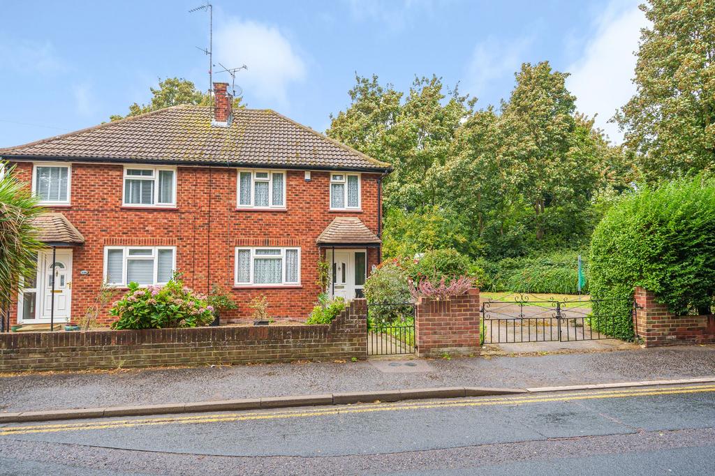 Ospringe Road, Faversham, ME13 3 bed semidetached house for sale £