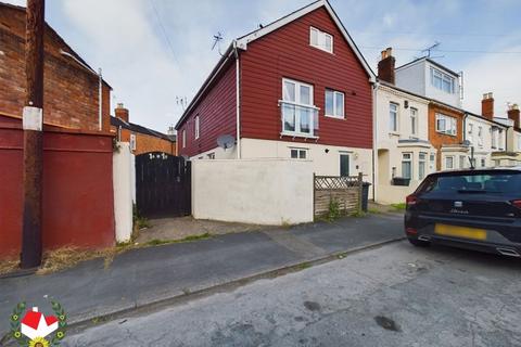 3 bedroom house for sale, Weston Road, Gloucester, GL1 5AU