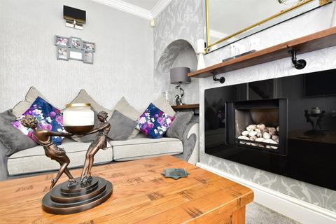 72 Dunster Avenue, Morden, SM4 4LE