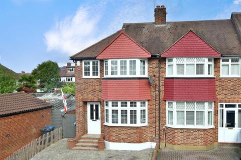 72 Dunster Avenue, Morden, SM4 4LE