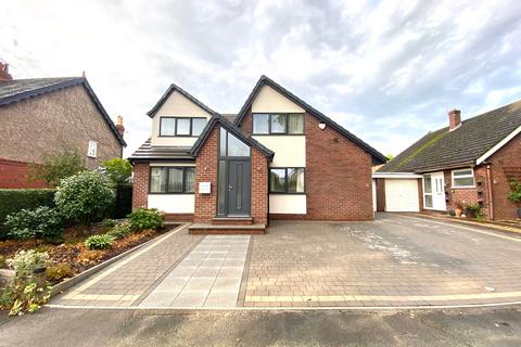 4 bedroom detached house for sale, Greenfields Drive, Alsager, Stoke-on-Trent