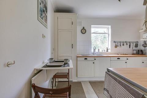 Flat 3, 6 Moreton Road, South Croydon, CR2 7DL