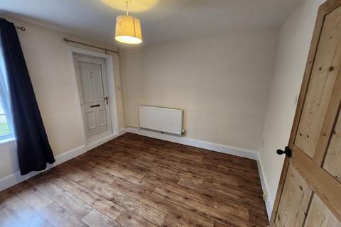 2 bedroom terraced house to rent, Victoria Road - Whole
