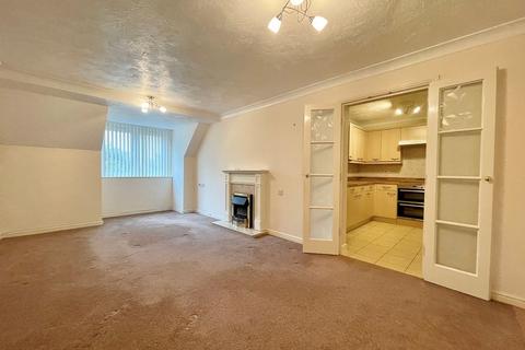 2 bedroom apartment for sale, Freshfield Road, Formby, Liverpool, L37