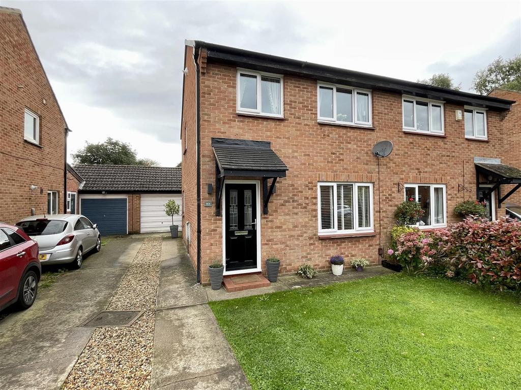 Bellburn Lane, Darlington 3 bed semidetached house £175,000