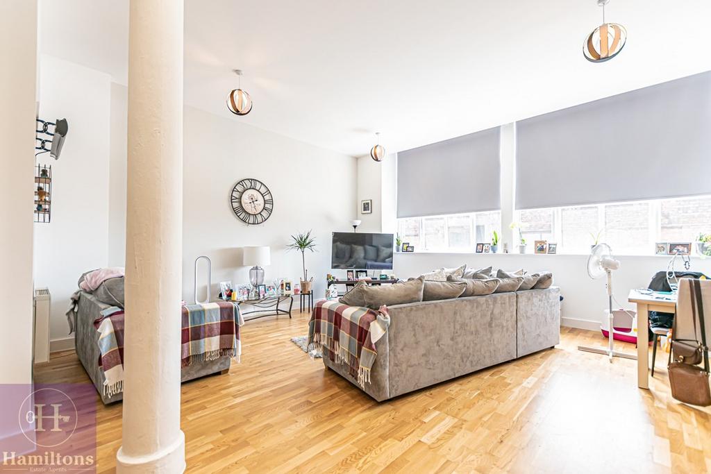 Mather Lane, Leigh, WN7 2 bed apartment £160,000
