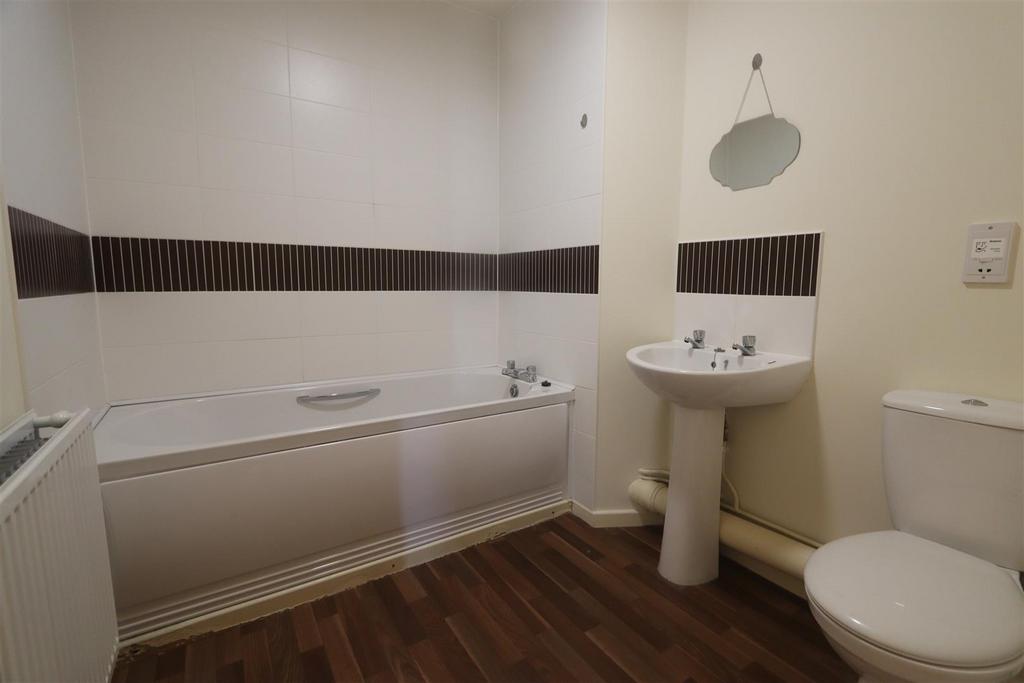 Bathroom.JPG