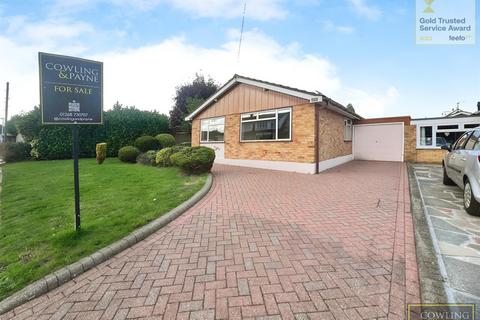 3 bedroom semi-detached bungalow for sale, Eleanor Chase, Wickford