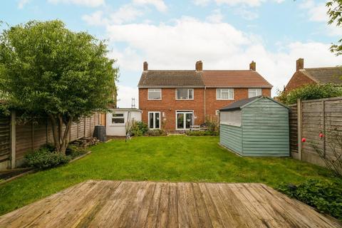 30 Brangwyn Grove, Bristol, BS7 9UB