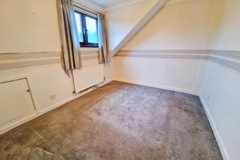 70 Eleanor Close, Pencoed, Bridgend, CF35 6RD
