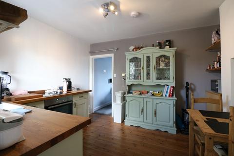 49 Southend Road, Stanford-le-hope, SS17 0PQ