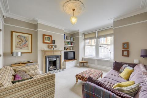 4 bedroom terraced house for sale, Chalcroft Road, Hither Green, London, SE13
