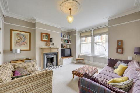 26 Chalcroft Road, London, SE13 5RF