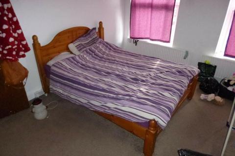 2 bedroom flat for sale - Victoria Road, Ruislip HA4