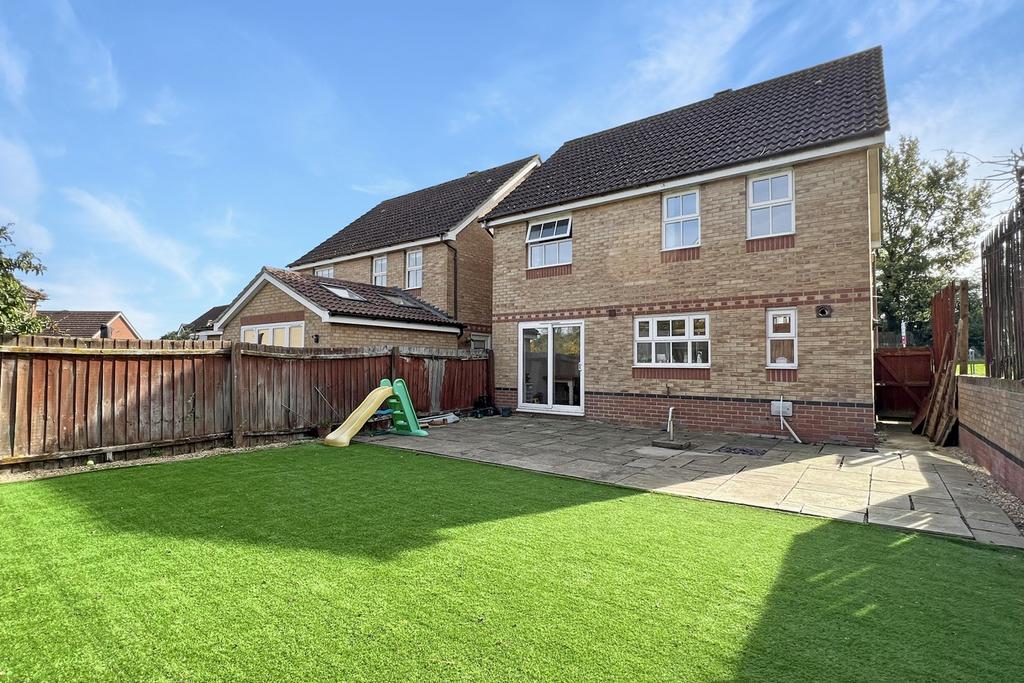 Highfields, Halstead, CO9 4 bed detached house for sale £450,000