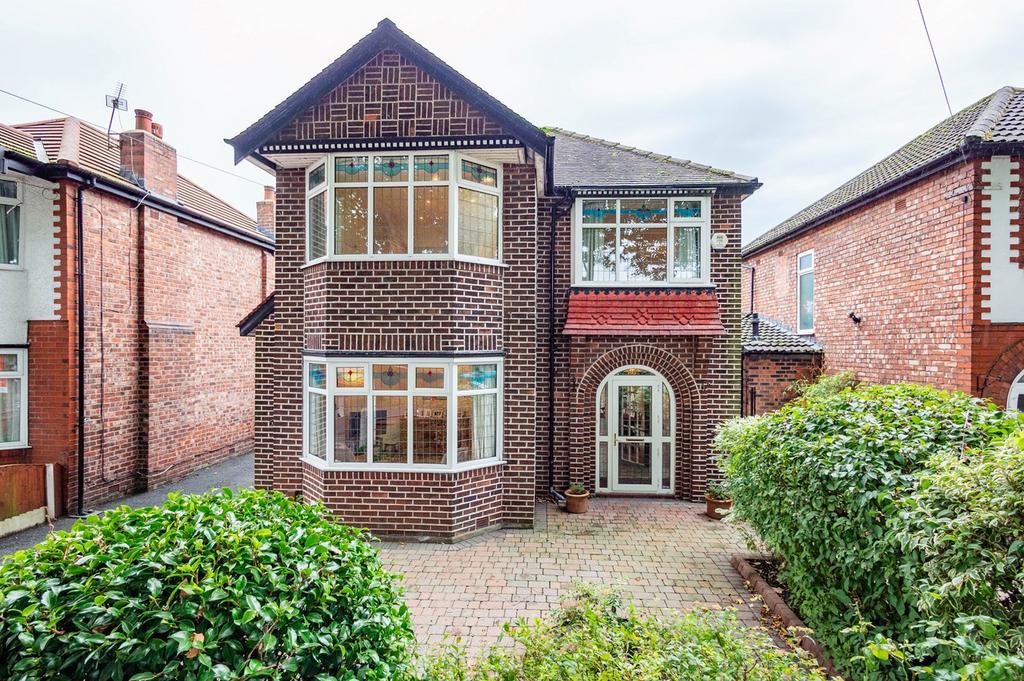 Ambleside Road, Flixton, Manchester, M41 4 bed detached house for sale