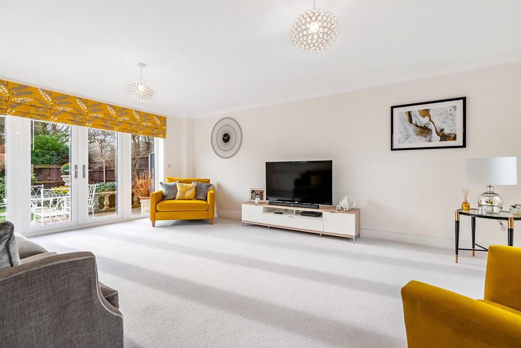 Ermine Street, Great Stukeley, Huntingdon, PE28 4 bed detached house