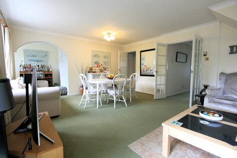 6a Lake Avenue, Bromley, BR1 4EN