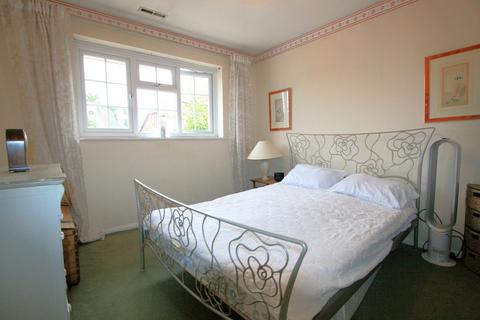 6a Lake Avenue, Bromley, BR1 4EN
