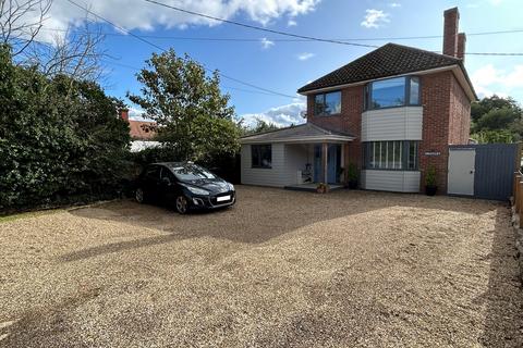 4 bedroom detached house for sale, Finborough Road, Onehouse, Stowmarket, IP14