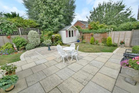 3 bedroom detached bungalow for sale, Ellesfield Drive, West Parley, Ferndown, BH22