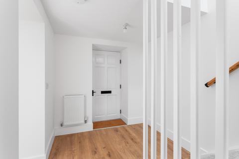 172 Main Street, Pathhead, EH37 5SG