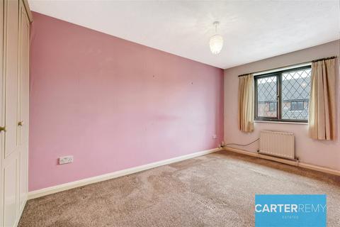 3 Archates Avenue, Grays, RM16 6QS