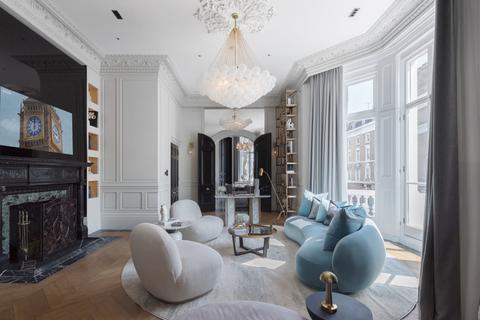 2 bedroom flat for sale, Queen's Gate, South Kensington, London