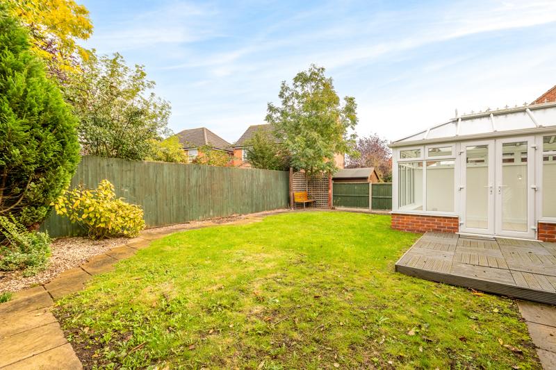 Maple Drive, Sudbrooke, Lincoln, Lincolnshire, LN2 2YE 3 bed detached