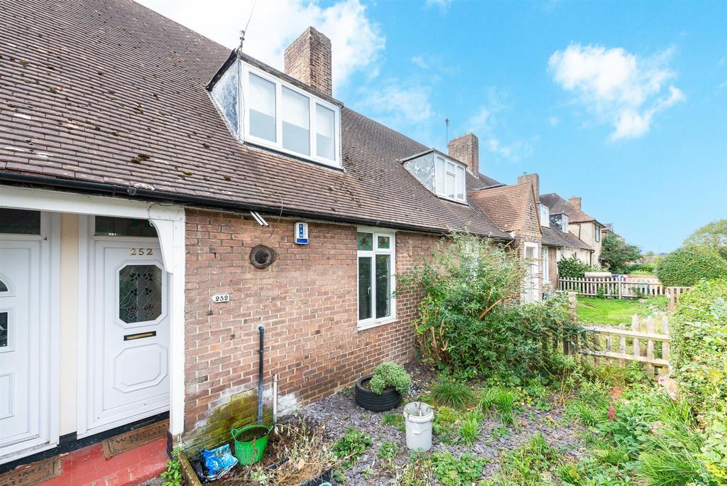 Rangefield Road, Bromley 2 bed terraced house for sale £350,000