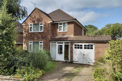 6 Cangels Close, Hemel Hempstead, HP1 1NJ