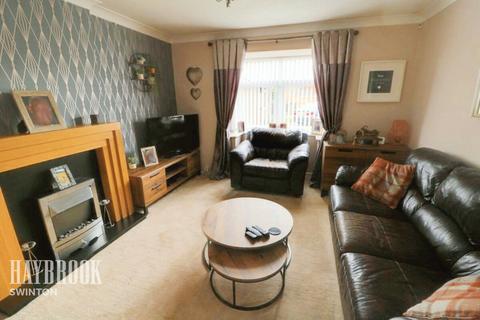 2 bedroom bungalow for sale, Holmoak Close, Swinton