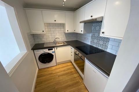 undefined, Station Road, Petersfield, GU32