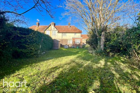 3 bedroom semi-detached house for sale, Easthorpe Road, COLCHESTER