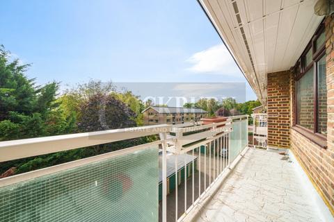 Flat 5, Darwin Court Greenacres, London, SE9 5BD