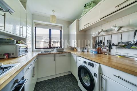 Flat 5, Darwin Court Greenacres, London, SE9 5BD