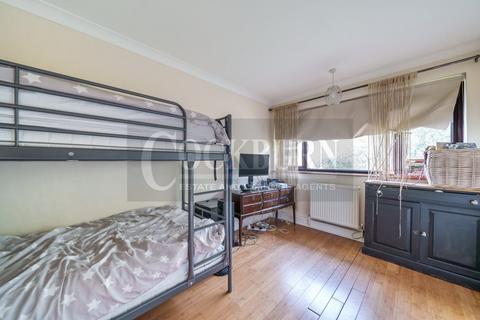 Flat 5, Darwin Court Greenacres, London, SE9 5BD