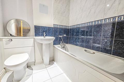 Flat 15, Chartwell Place Junction Road, Romford, RM1 3BF
