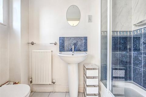 Flat 15, Chartwell Place Junction Road, Romford, RM1 3BF