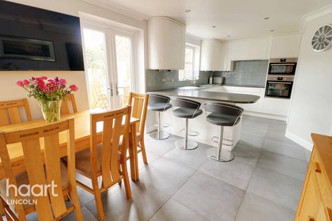 9 Hardwick Close, Saxilby, Lincoln, LN1 2WU