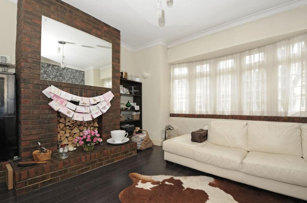 Avenue Road Beckenham BR3 1 bed apartment £1,400 pcm (£323 pw)