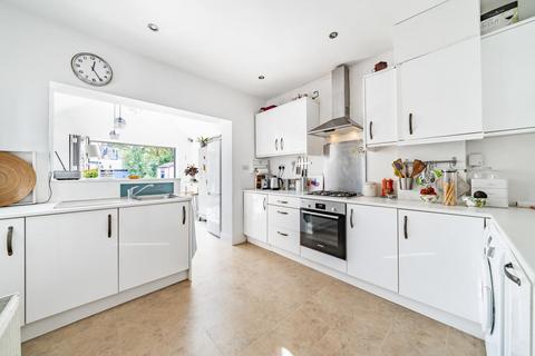 12 Brooklyn Road, Bromley, BR2 9SD