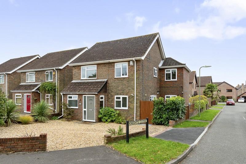 Warsash Road, Warsash, Southampton, Hampshire. SO31 9JD 4 bed detached