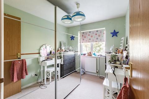 22 Timothy Close, Bexleyheath, DA6 8JB