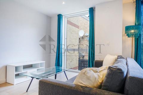 1 bedroom apartment to rent, Albion Court, Hammersmith, W6
