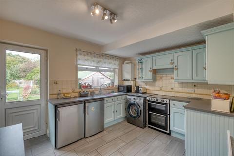 275 Castle Lane, Solihull, B92 8SF