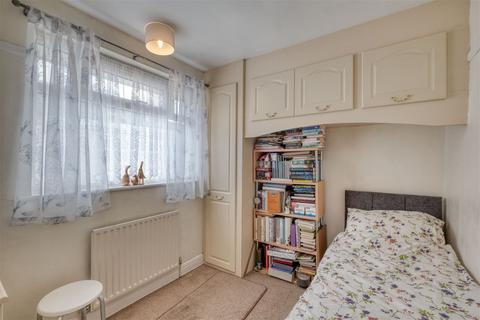275 Castle Lane, Solihull, B92 8SF