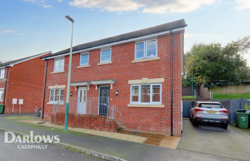 Beech Tree Avenue, Caerphilly 3 bed semidetached house for sale £250,000