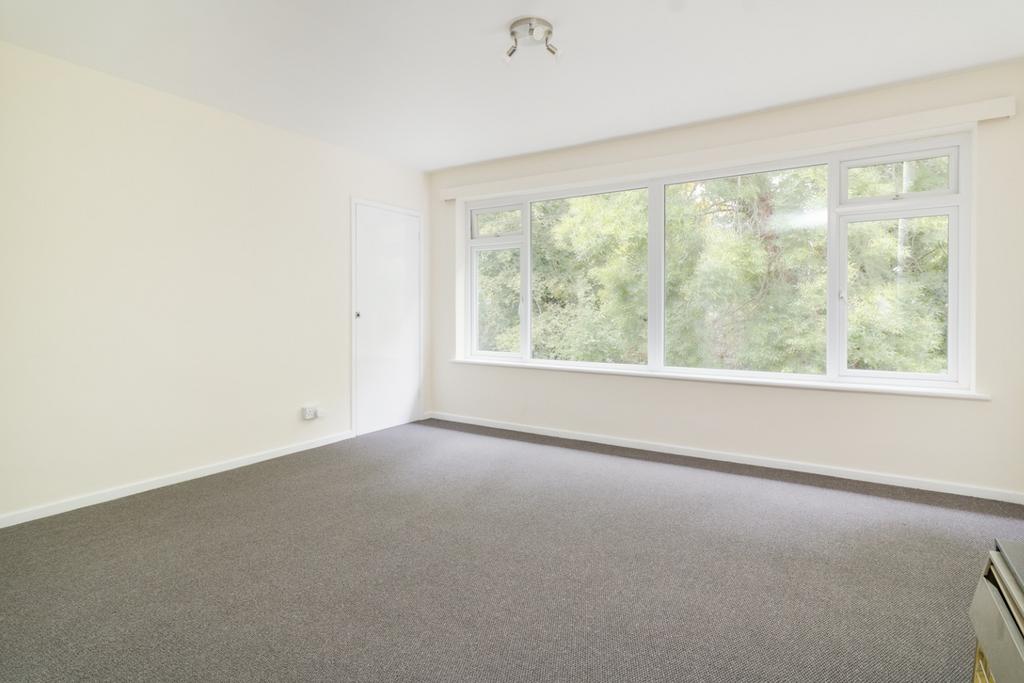 Mill Lane, Harbledown, Canterbury 2 bed apartment to rent £1,150 pcm