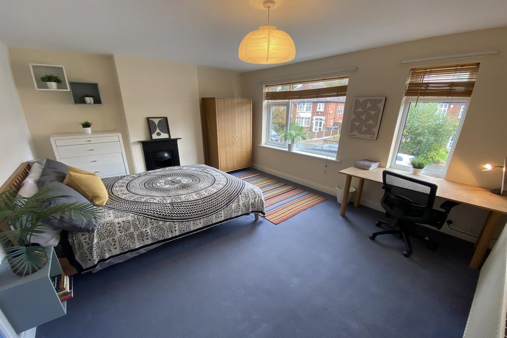 House in Nottingham, Beeston - View 3